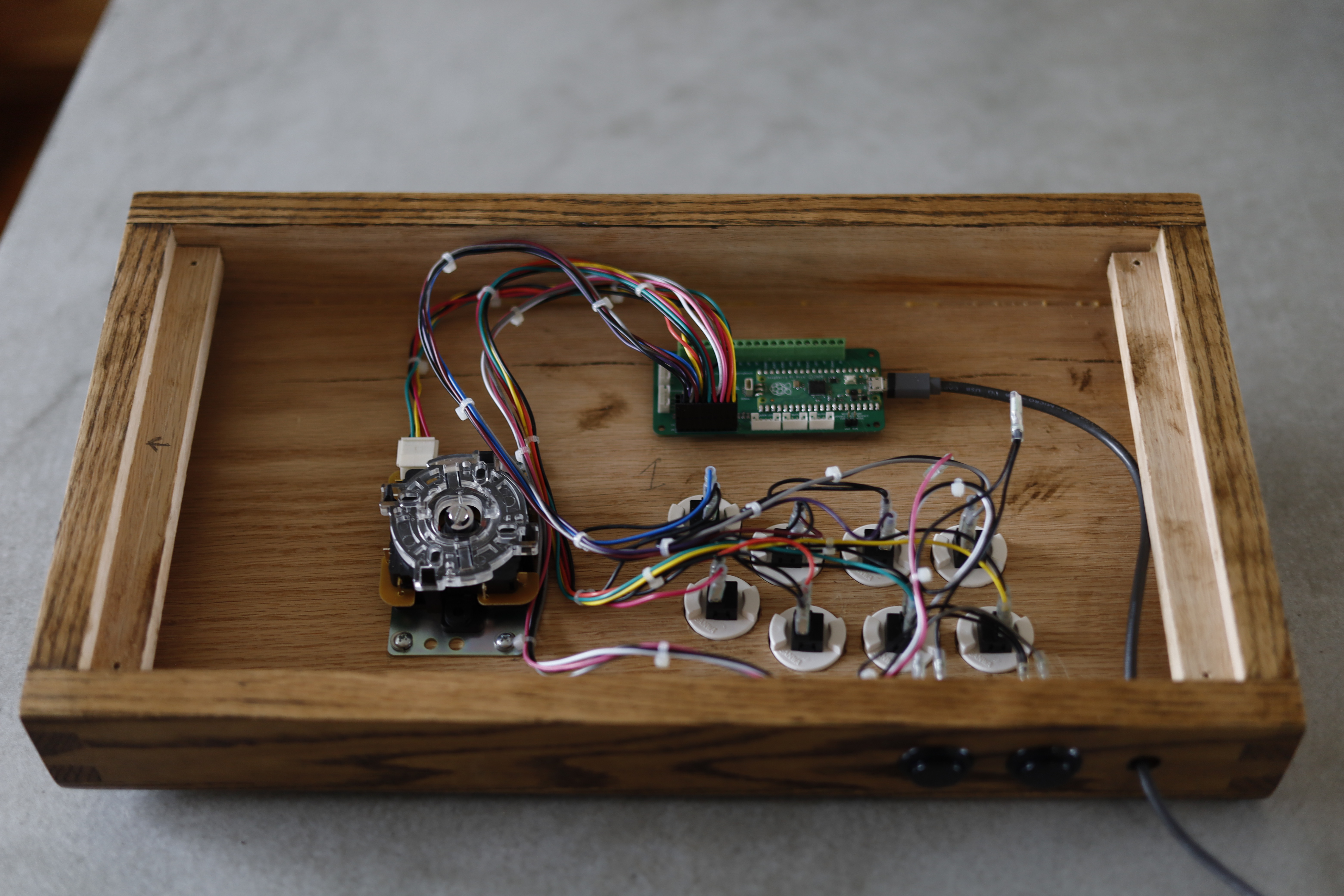 Fightstick opened up